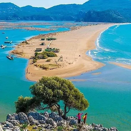 Villa Wonderful In The Heart Of Daylan *